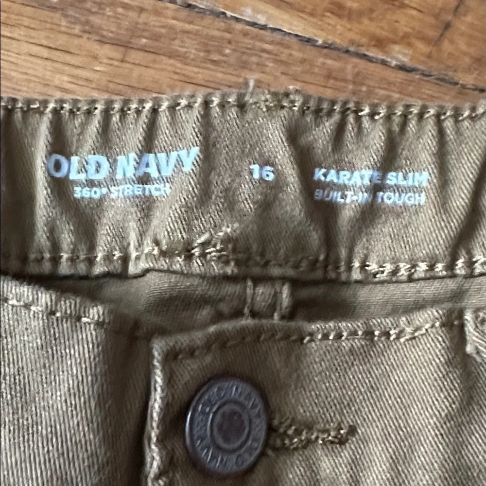 Old Navy Boy’s Karate Slim Khaki Chinos, Sz 16